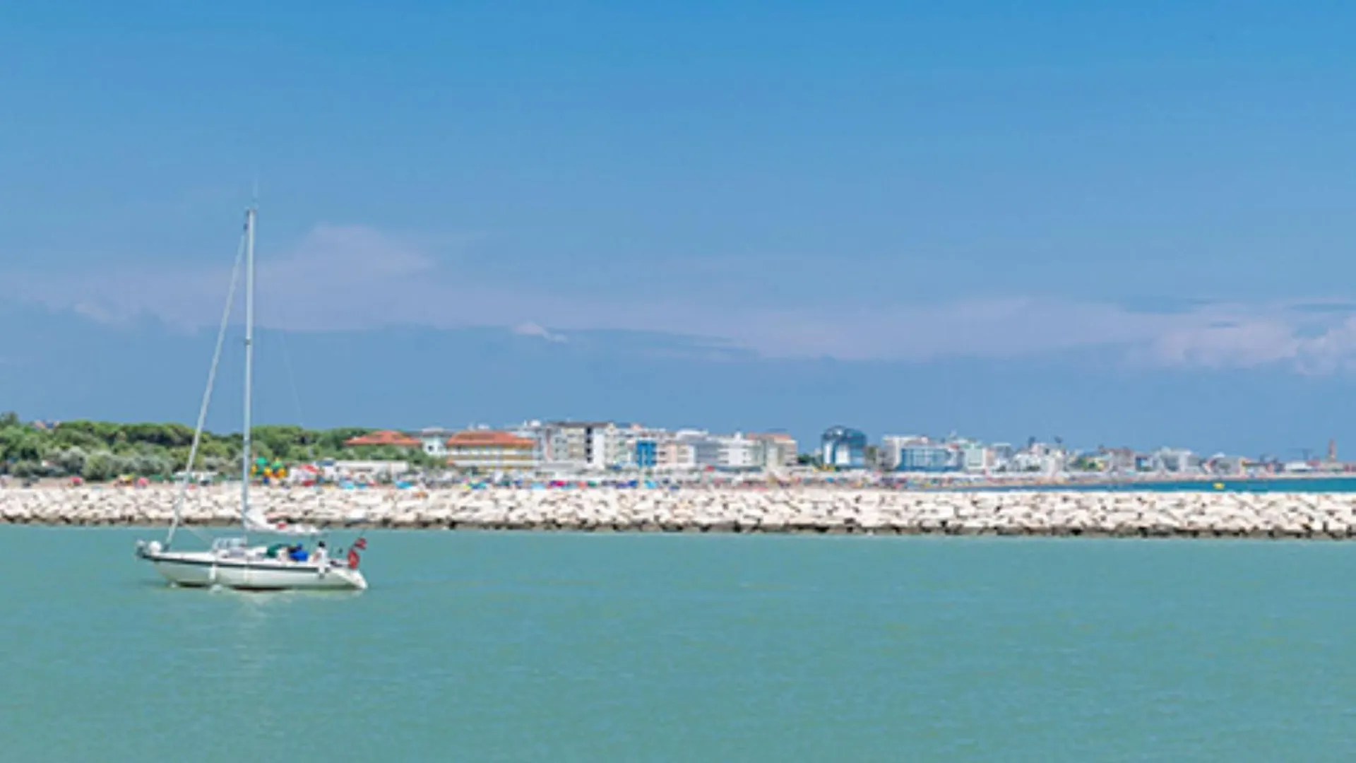 Апартаменты Stunning Sea View Flat Just 250M From The Beach Порто-Санта-Маргерита-ди-Каорле Италия