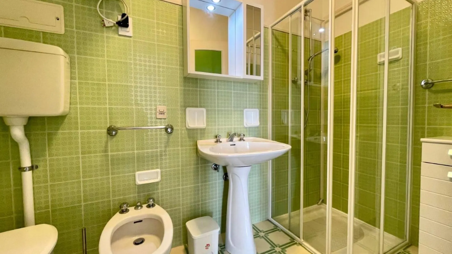 Stunning Sea View Flat Just 250M From The Beach Порто-Санта-Маргерита-ди-Каорле 0*,  Италия