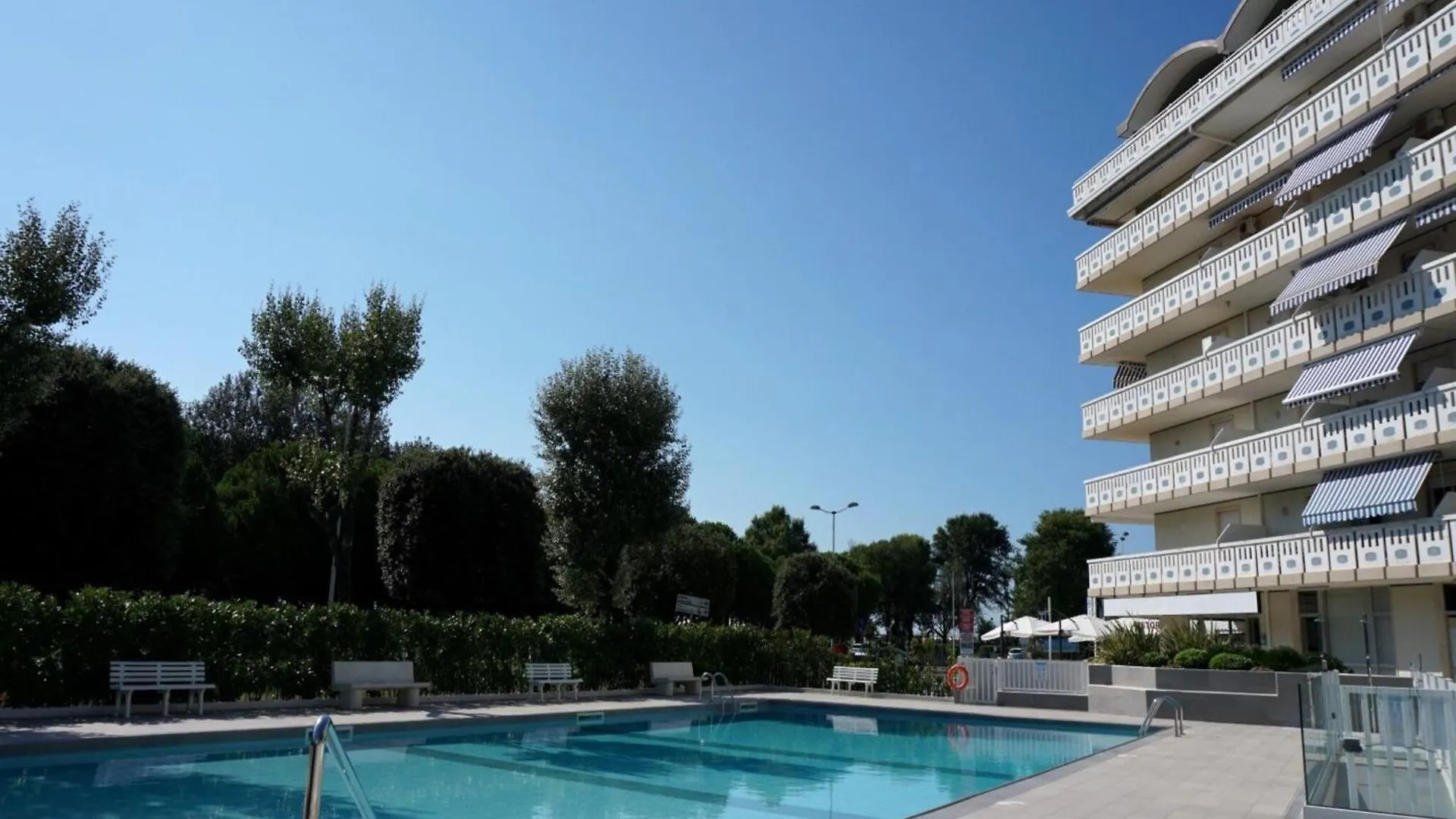 Stunning Sea View Flat Just 250M From The Beach Порто-Санта-Маргерита-ди-Каорле